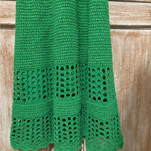 BCBGMaxAzria Vibrant Green Midi Dress - Picture 5 of 7